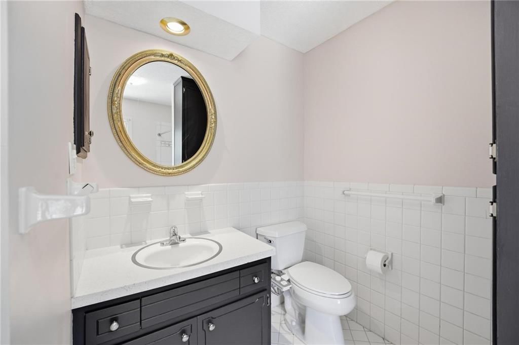 1002 E Willow Drive — photo 24