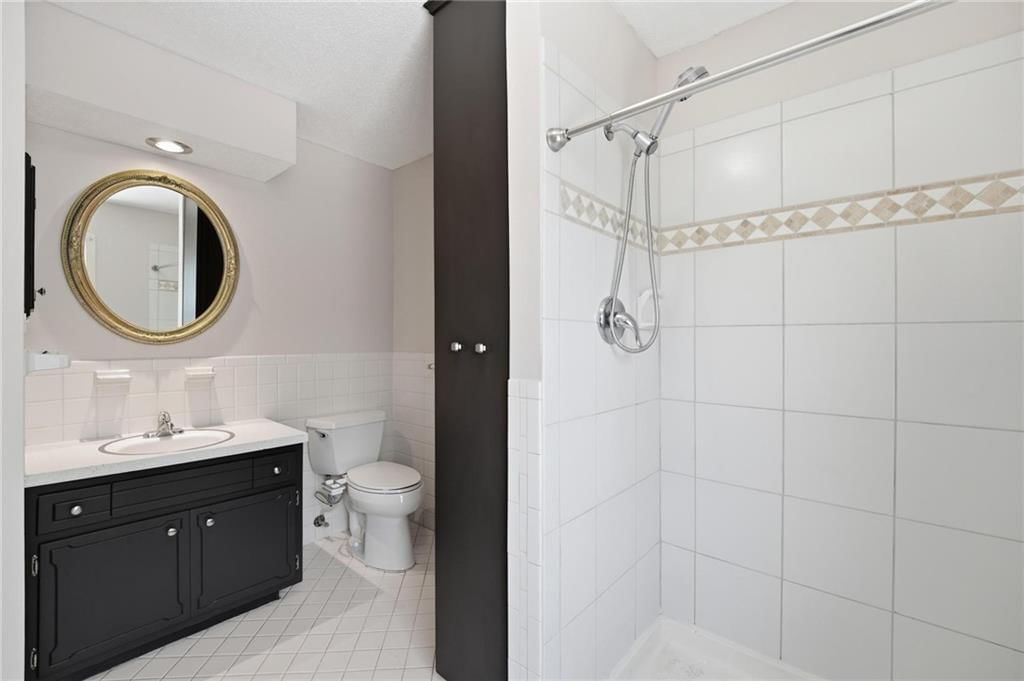 1002 E Willow Drive — photo 26