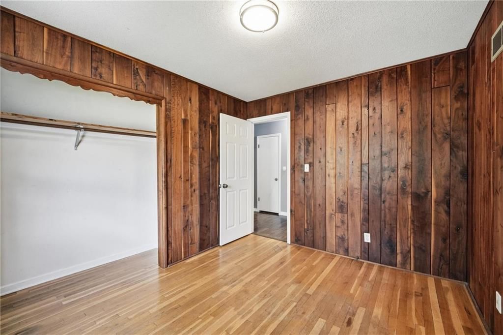1002 E Willow Drive — photo 32
