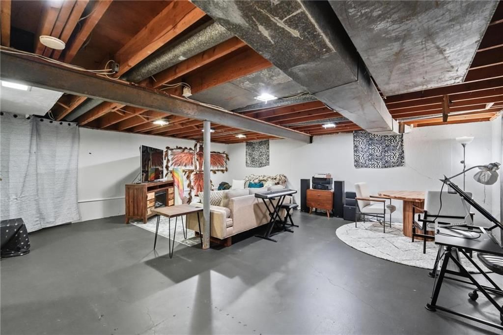 1002 E Willow Drive — photo 40