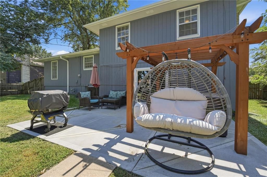 1002 E Willow Drive — photo 45