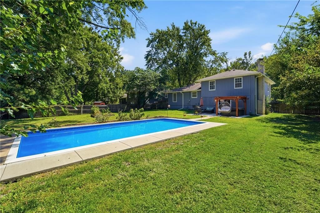 1002 E Willow Drive — photo 49
