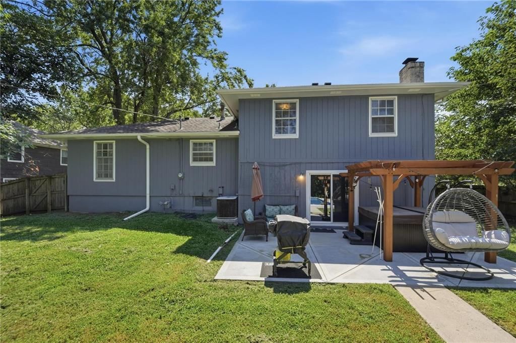 1002 E Willow Drive — photo 54