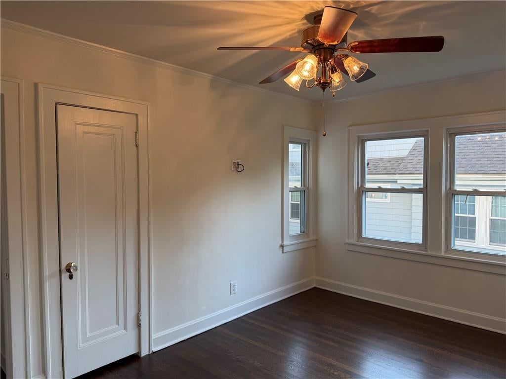 319 E 70th Terrace — photo 17