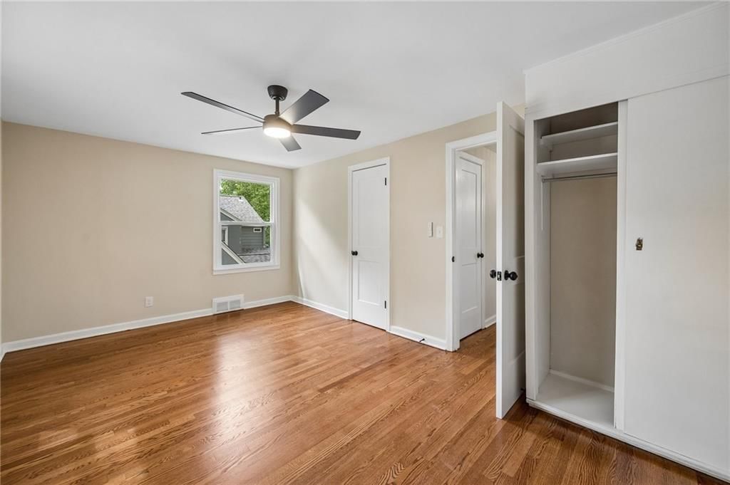 424 E 79th Terrace — photo 19