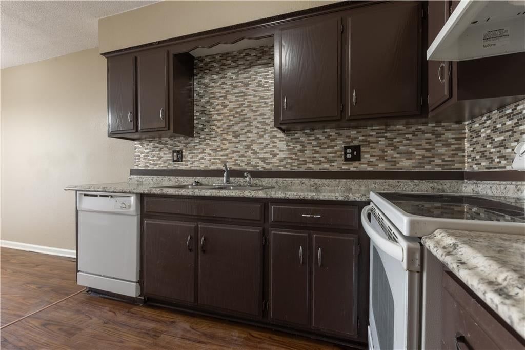 Photo 10 of 48, 8500 Ditzler Avenue, Raytown, MO 64138