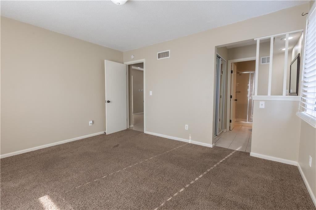 Photo 15 of 48 - 8500 Ditzler Avenue, Raytown, MO 64138