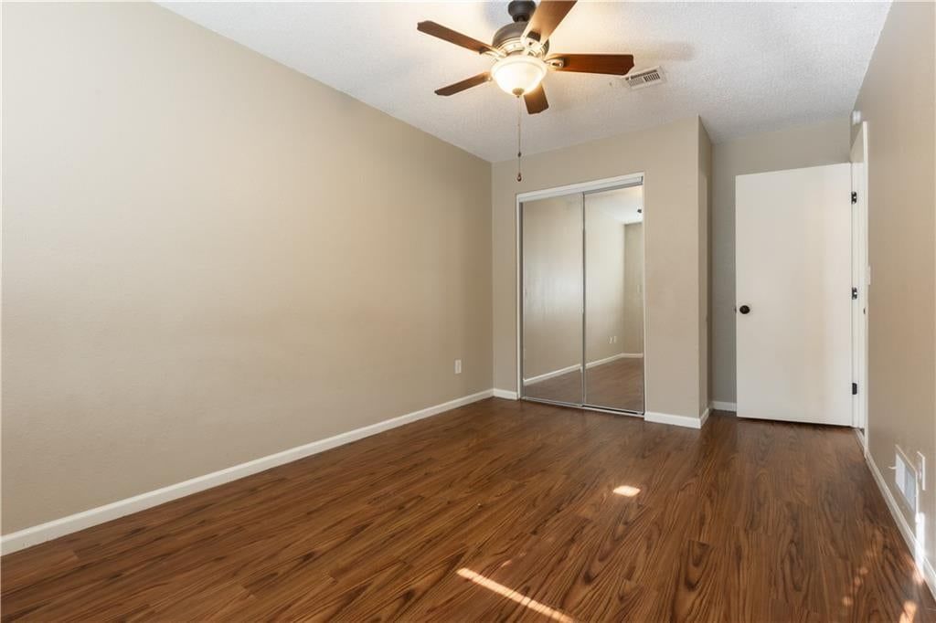 Photo 19 of 48 - 8500 Ditzler Avenue, Raytown, MO 64138