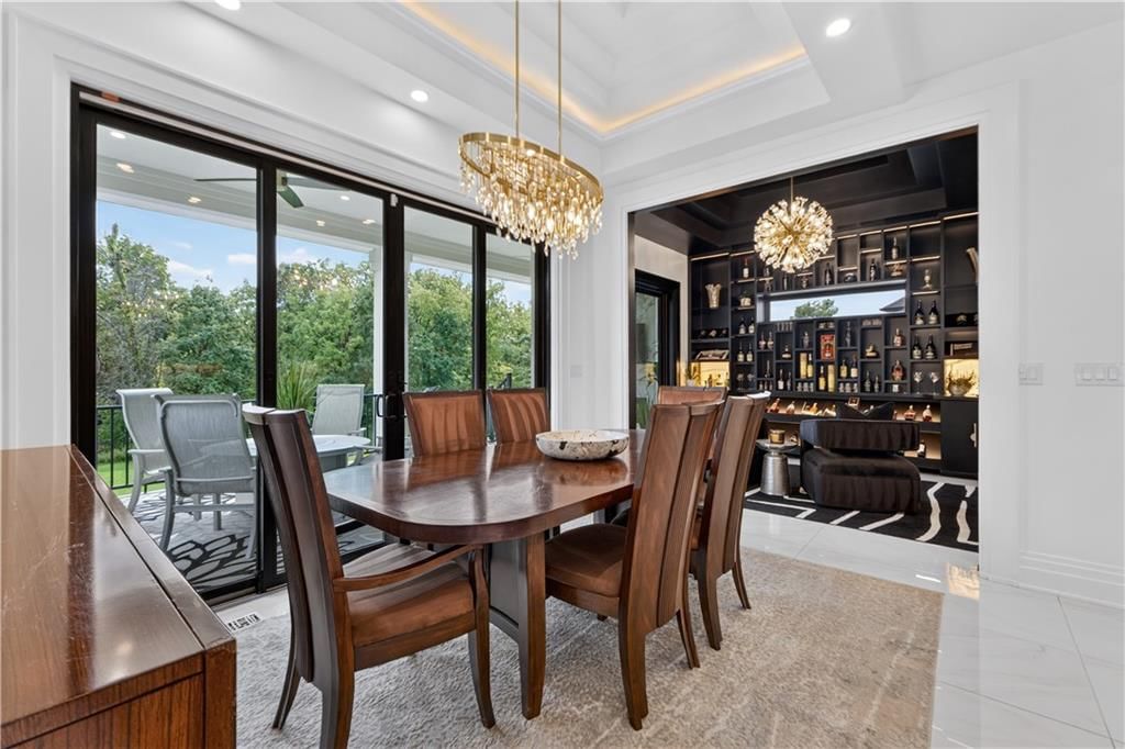 Photo 22 of 97 - 8685 NE Shoal Creek Valley Drive, Kansas City, MO 64157
