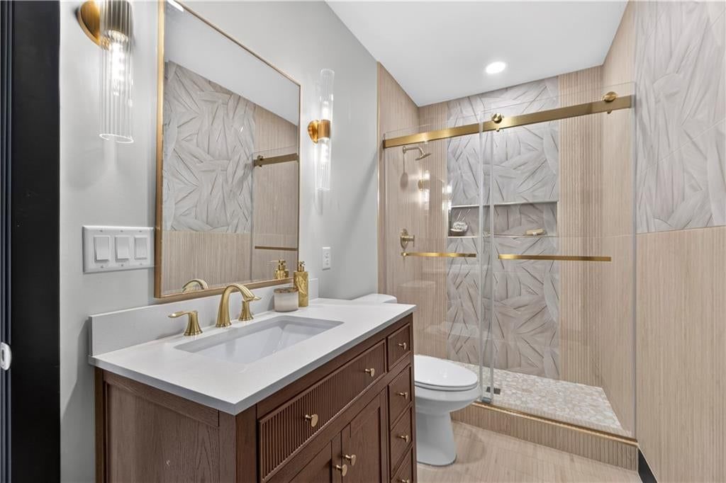 Photo 60 of 97 - 8685 NE Shoal Creek Valley Drive, Kansas City, MO 64157