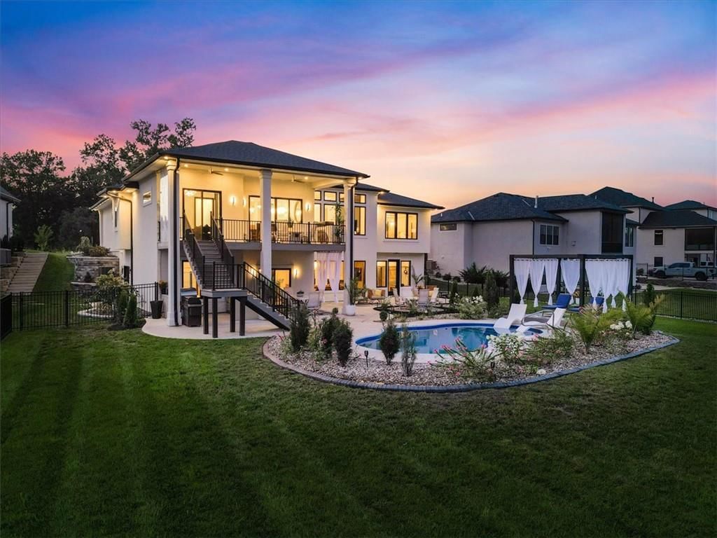 Photo 83 of 97 - 8685 NE Shoal Creek Valley Drive, Kansas City, MO 64157