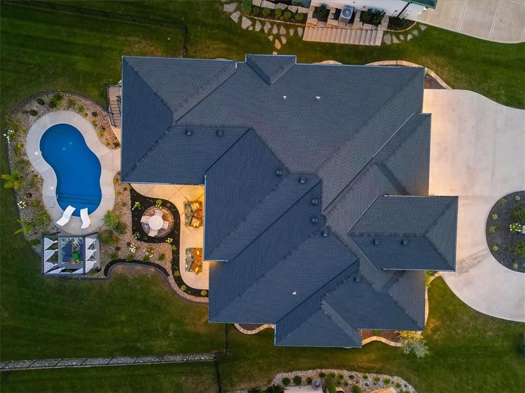 Photo 84 of 97 - 8685 NE Shoal Creek Valley Drive, Kansas City, MO 64157