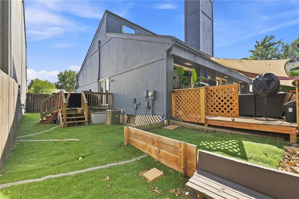 12025 W 66th Street — photo 45