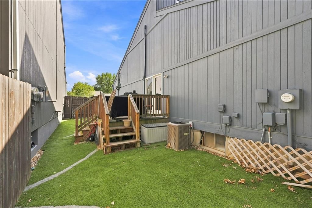 12025 W 66th Street — photo 48