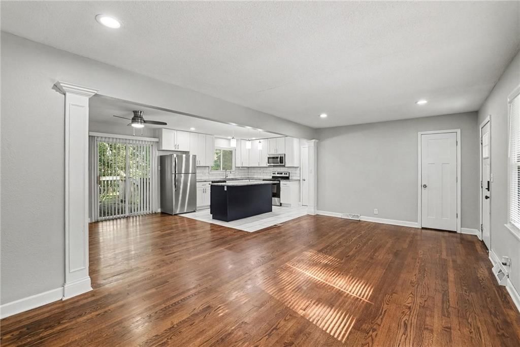 10616 Skiles Avenue — photo 5