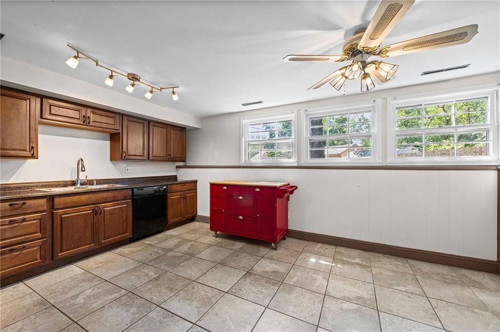 9103 W 101st Street — photo 5