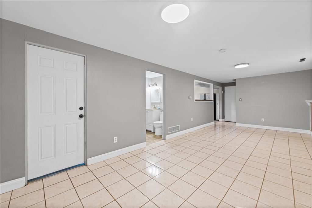 9103 W 101st Street — photo 11