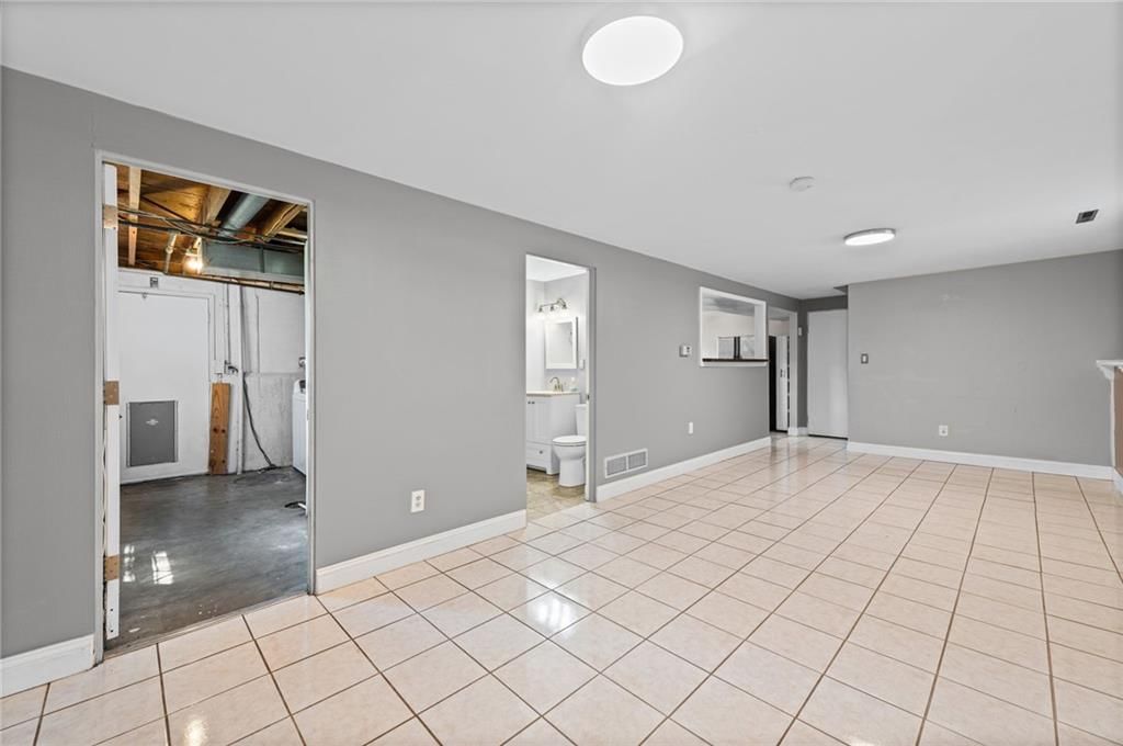 9103 W 101st Street — photo 12