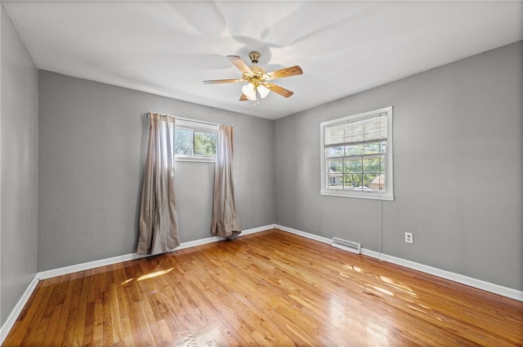 9103 W 101st Street — photo 24