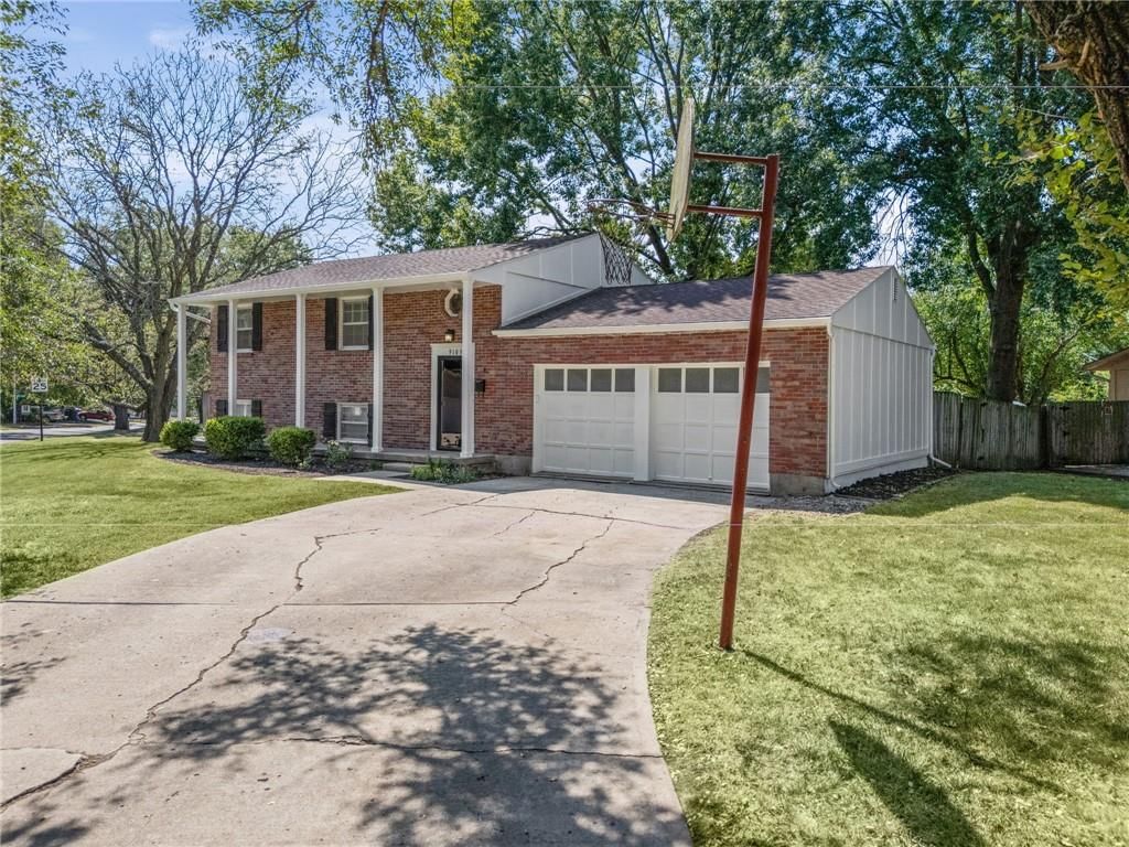 9103 W 101st Street — photo 35
