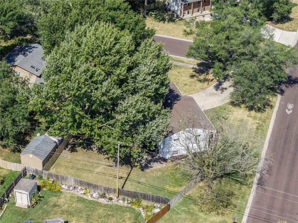 9103 W 101st Street — photo 37