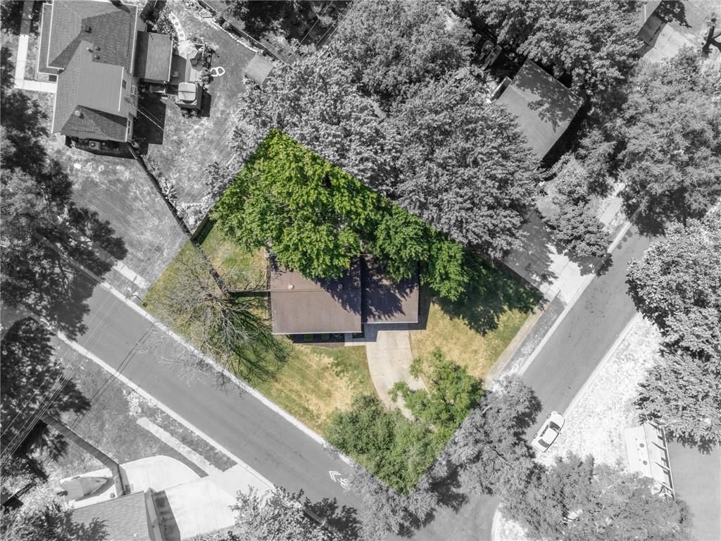 9103 W 101st Street — photo 53