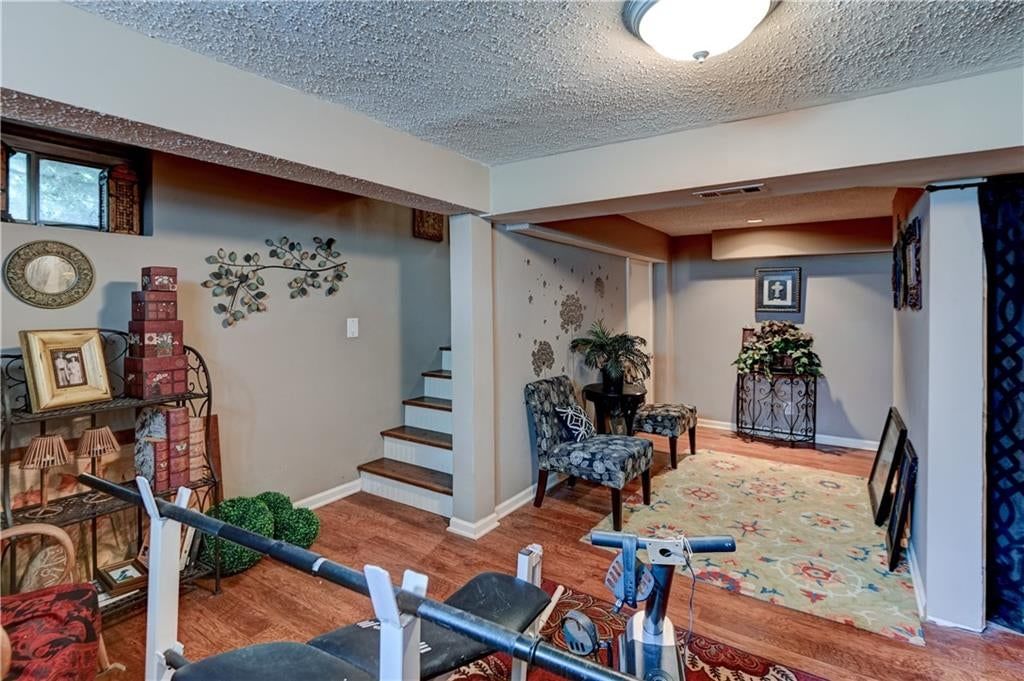 9704 E 81st Street — photo 39