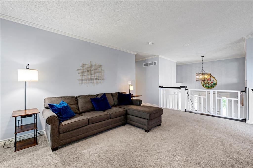 713 S Meadowbrook Street — photo 10