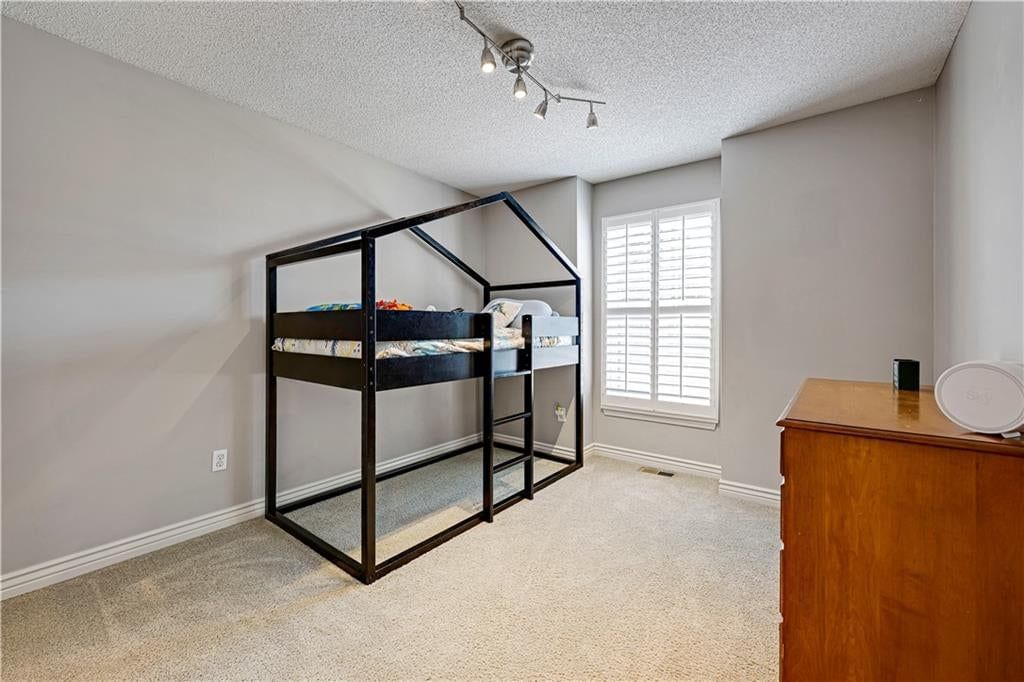 713 S Meadowbrook Street — photo 21