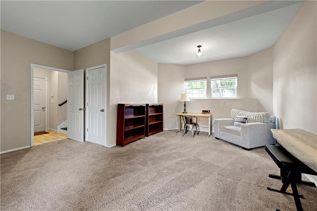 713 S Meadowbrook Street — photo 24