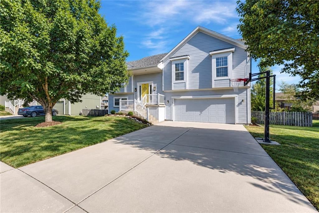 713 S Meadowbrook Street, Gardner, KS