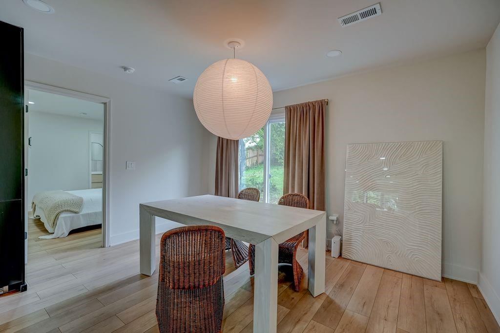 8645 Sleepy Hollow Road — photo 16