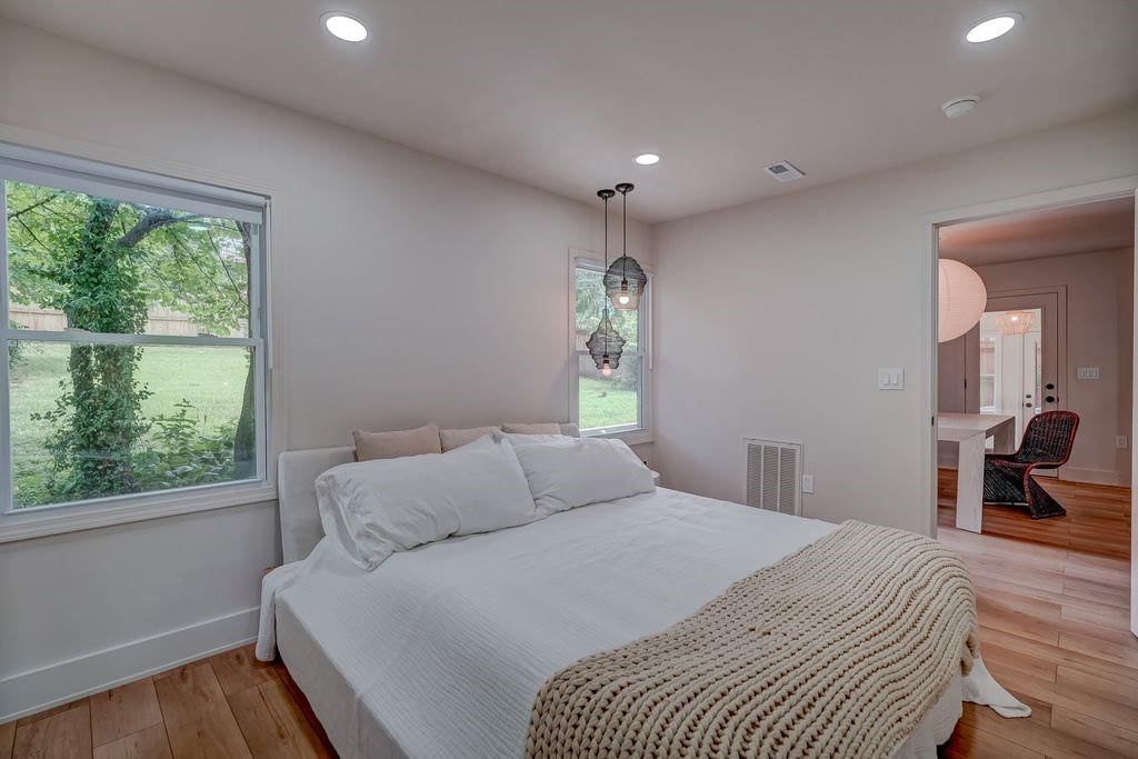 8645 Sleepy Hollow Road — photo 18