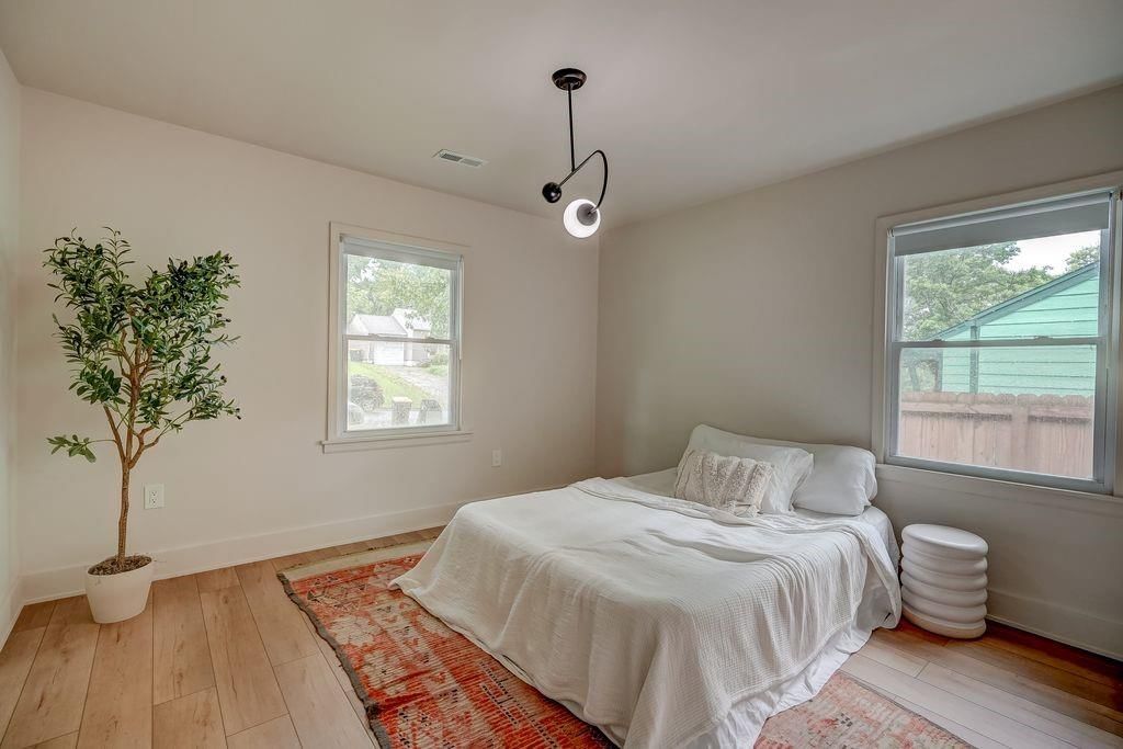 8645 Sleepy Hollow Road — photo 22