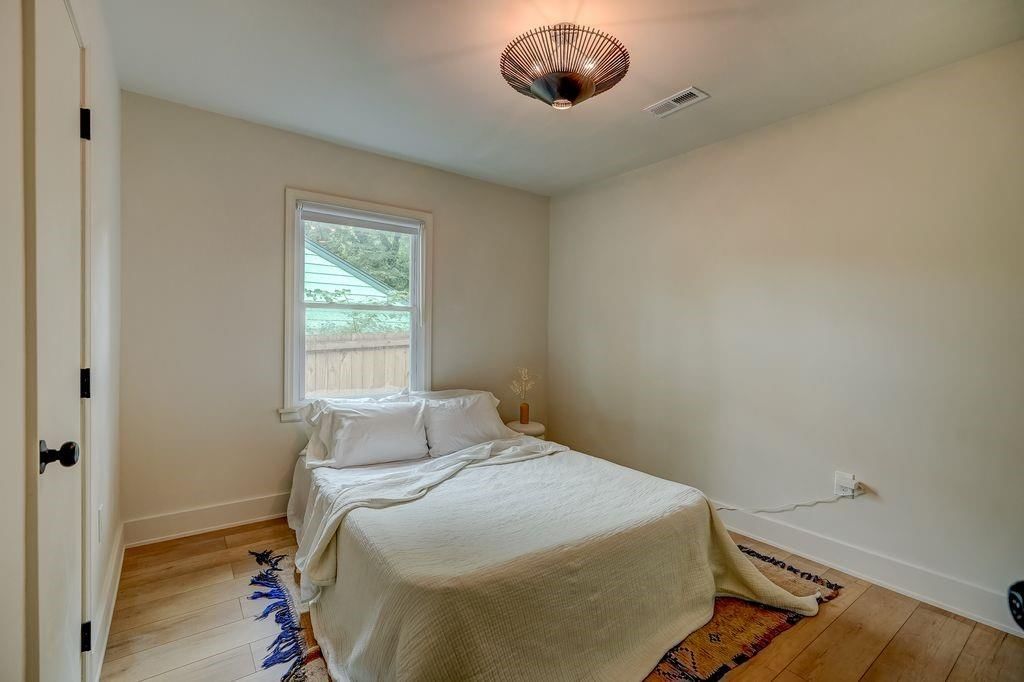 8645 Sleepy Hollow Road — photo 24