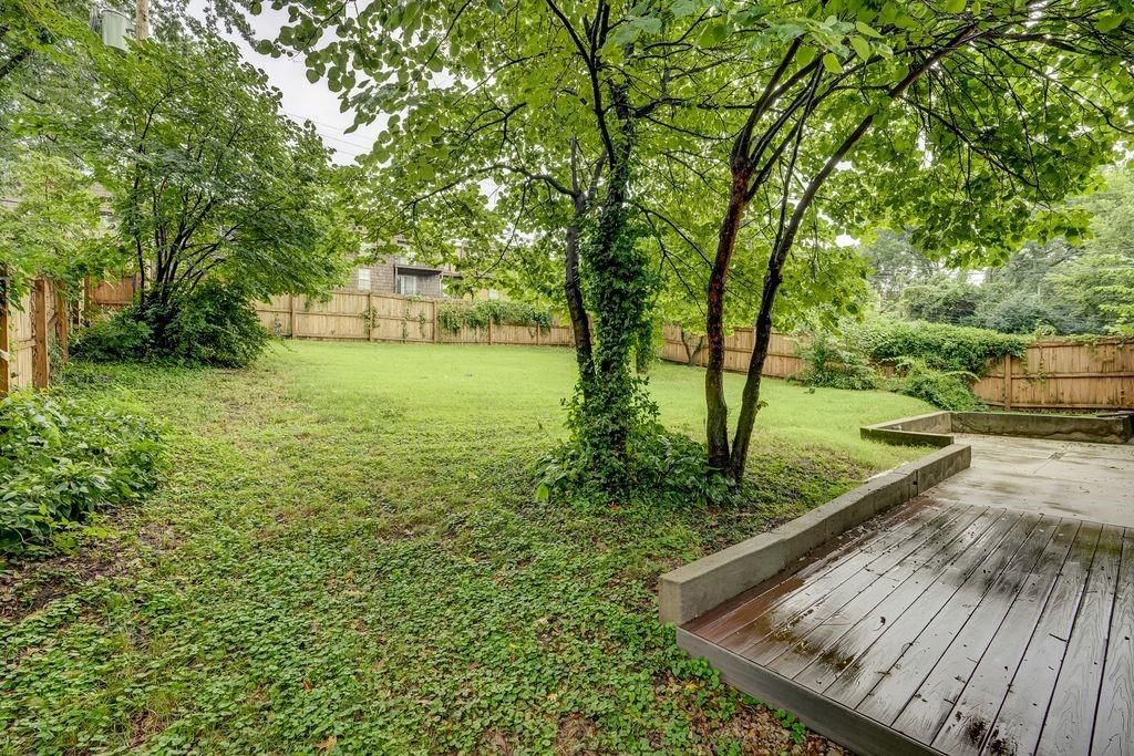 8645 Sleepy Hollow Road — photo 32