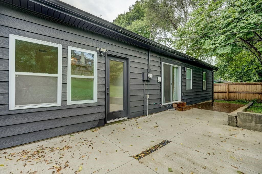 8645 Sleepy Hollow Road — photo 34