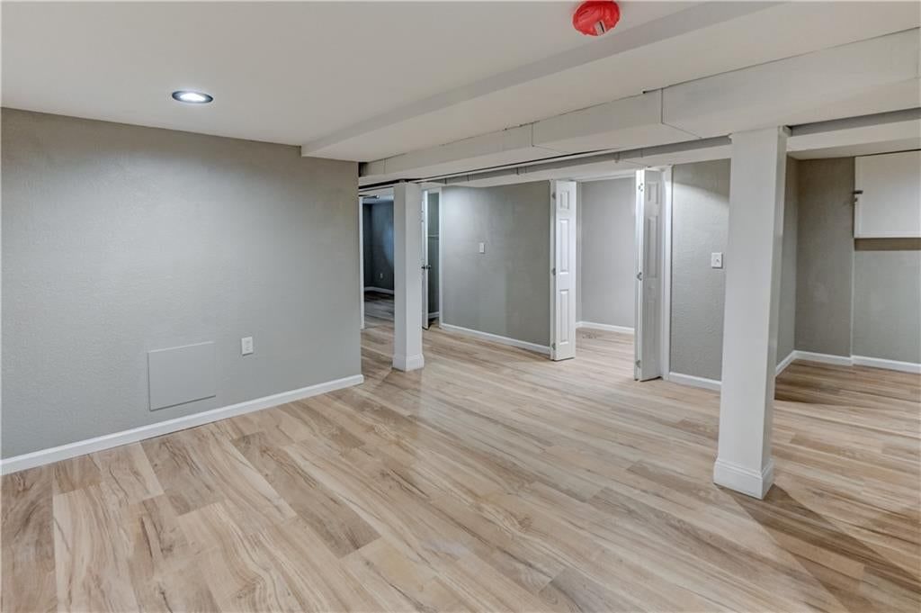 512 NW Lakeview Road — photo 24
