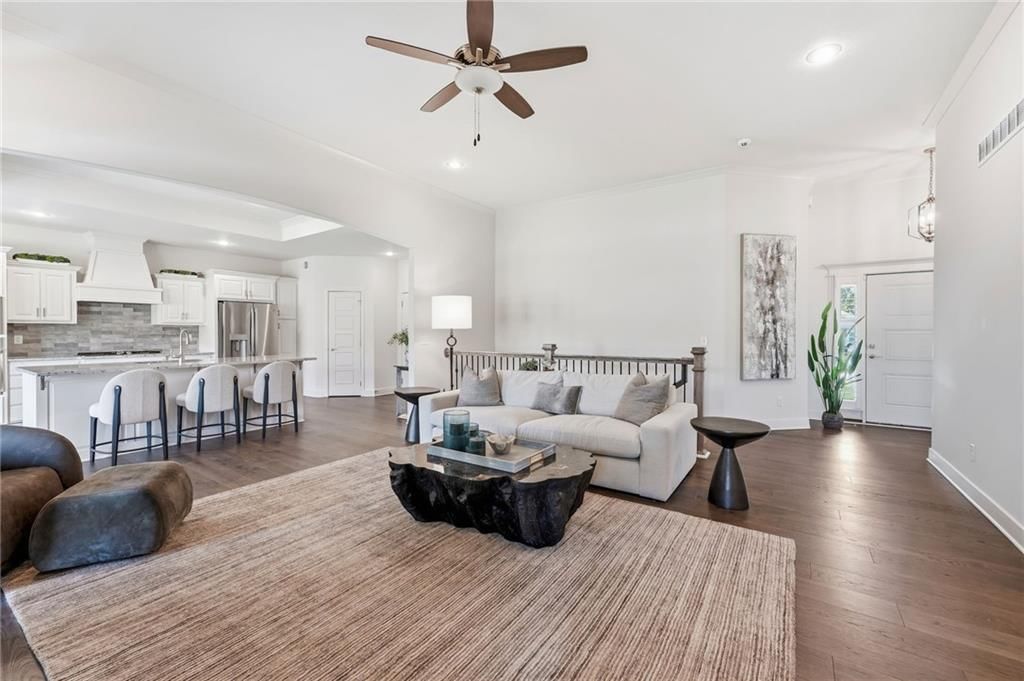 10322 N Winchester Avenue — photo 7