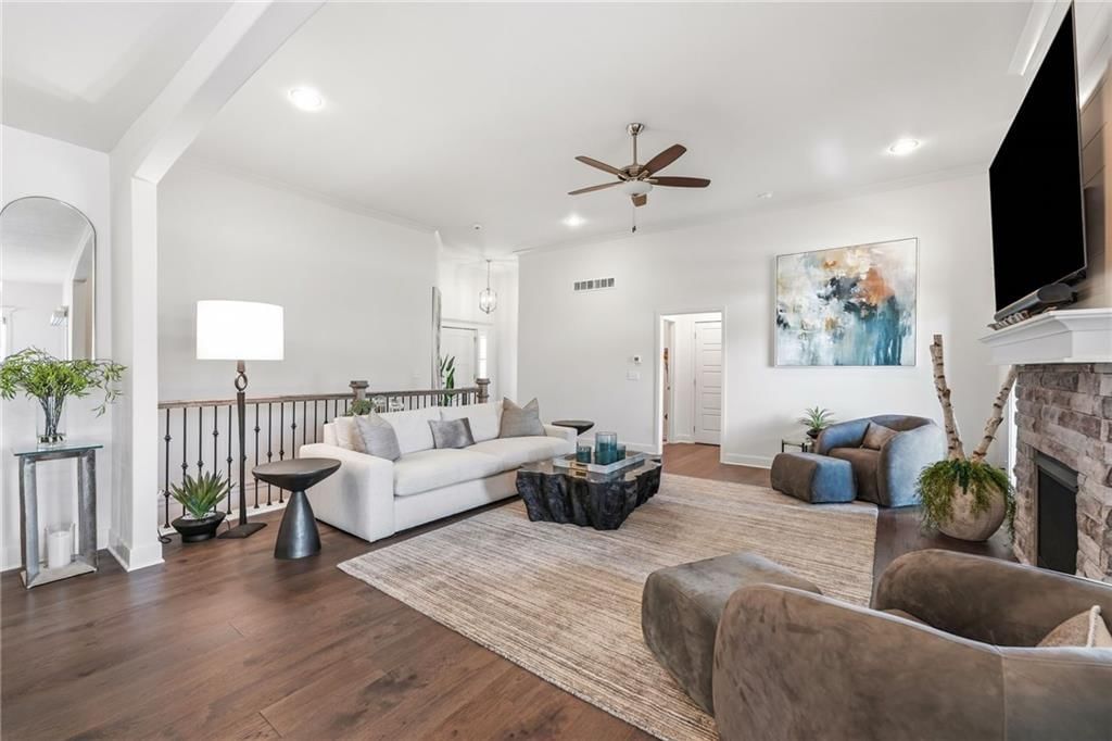 10322 N Winchester Avenue — photo 16
