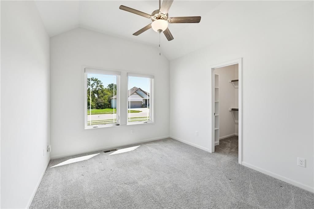 10322 N Winchester Avenue — photo 25