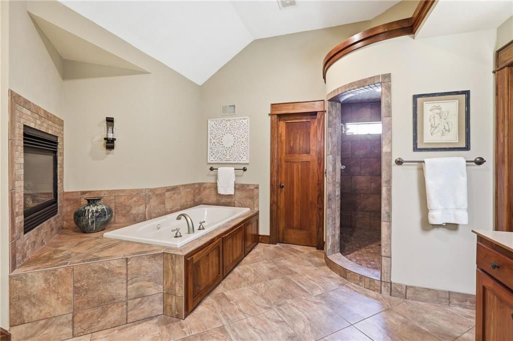 16211 Overbrook Lane — photo 35