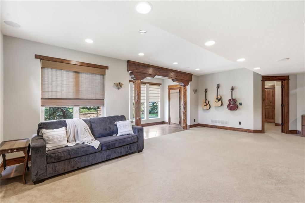 16211 Overbrook Lane — photo 58