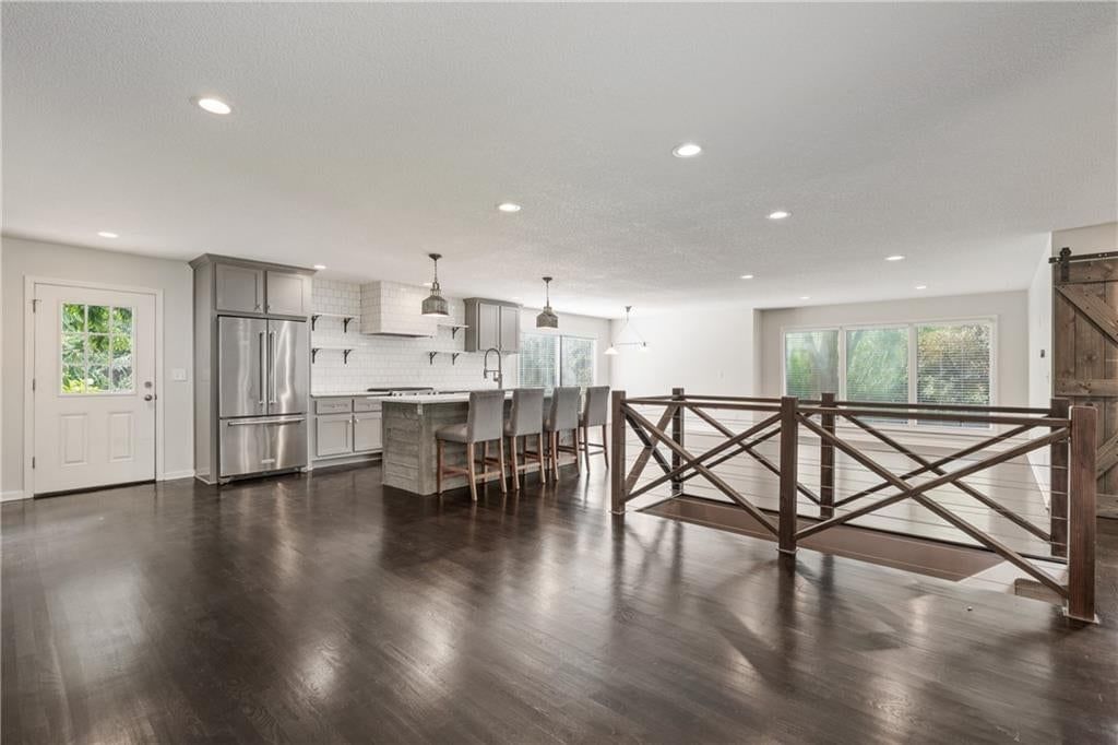3315 W 98th Street — photo 6