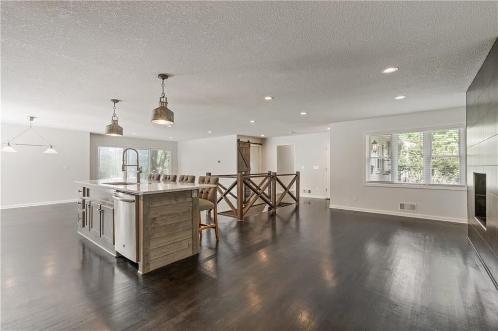 3315 W 98th Street — photo 7