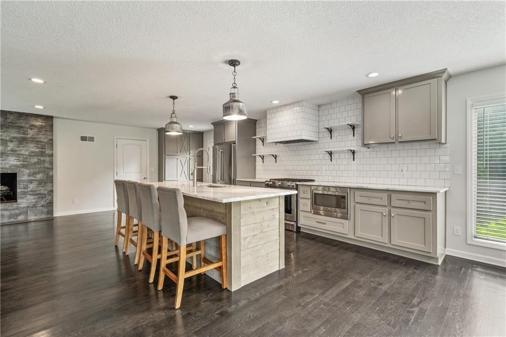 3315 W 98th Street — photo 15
