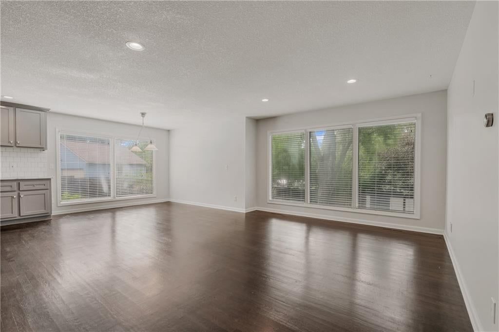 3315 W 98th Street — photo 16