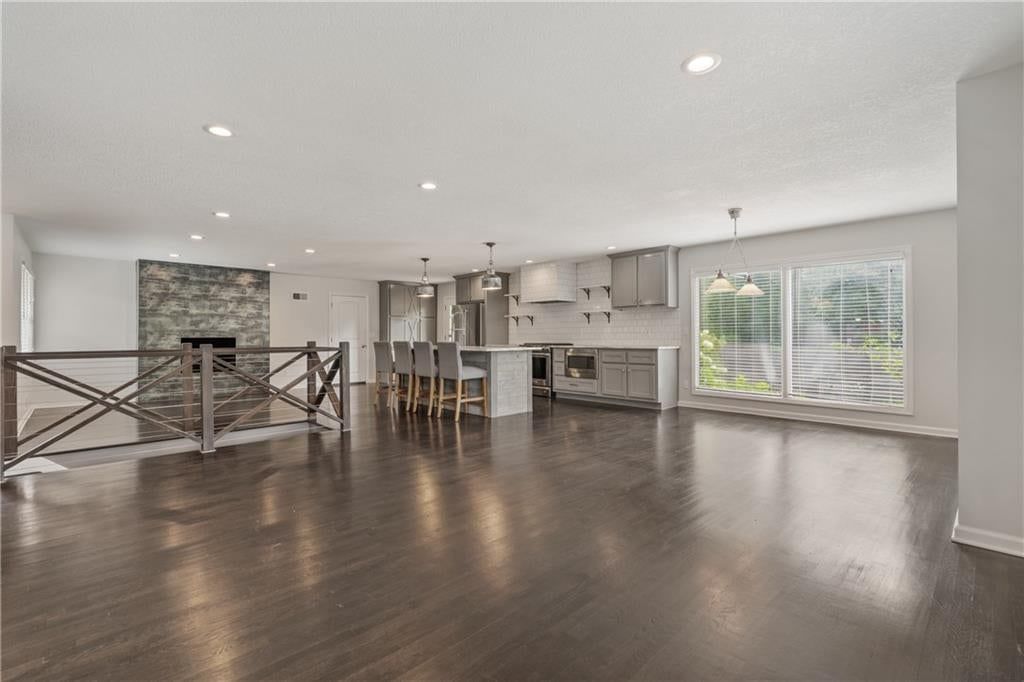 3315 W 98th Street — photo 18