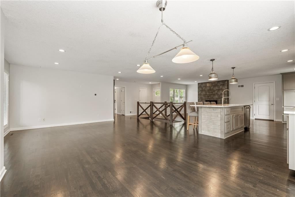 3315 W 98th Street — photo 21