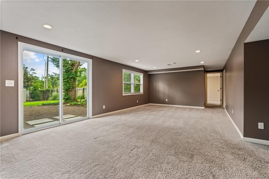 3315 W 98th Street — photo 32